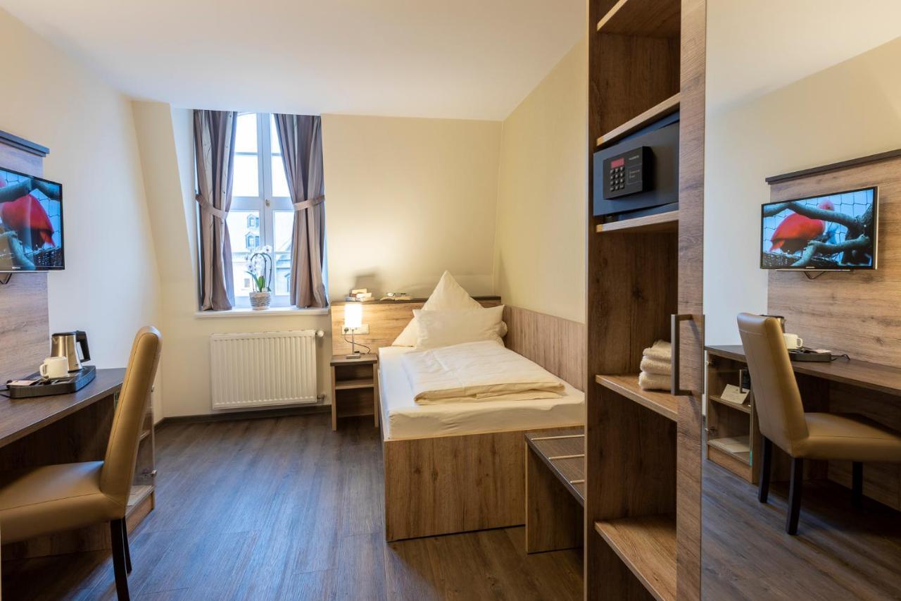 Hotel Ratskeller Schwarzenberg Schwarzenberg  Zewnętrze zdjęcie