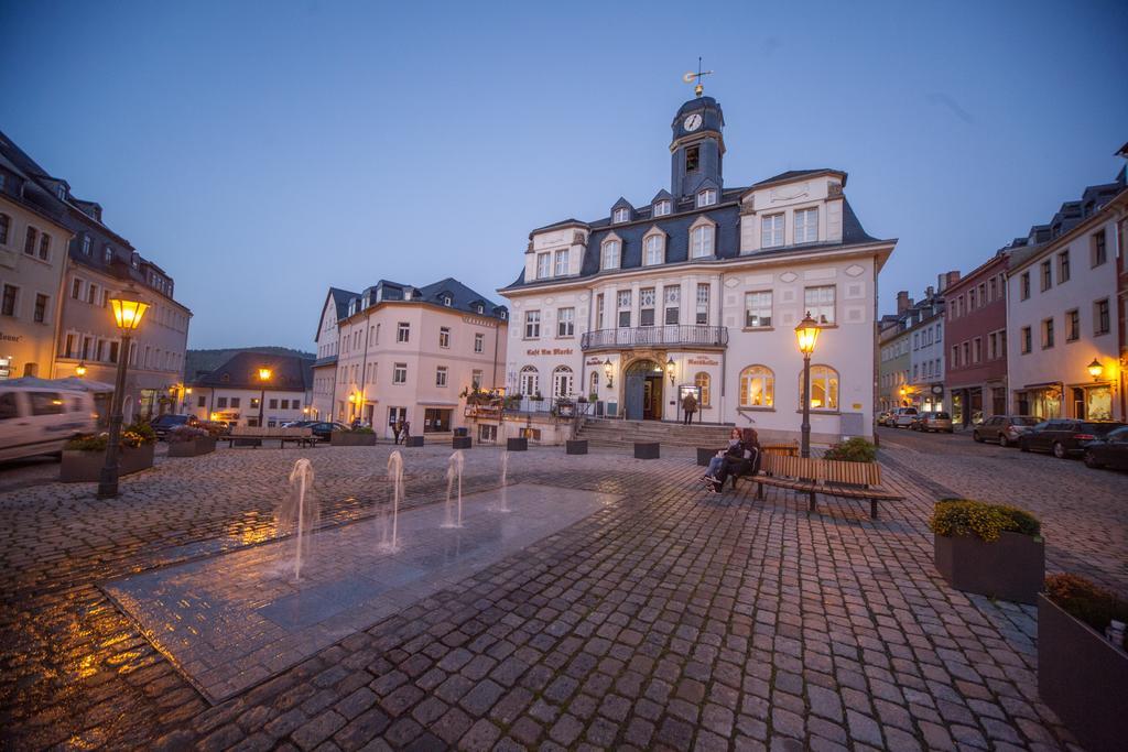 Hotel Ratskeller Schwarzenberg Schwarzenberg  Zewnętrze zdjęcie