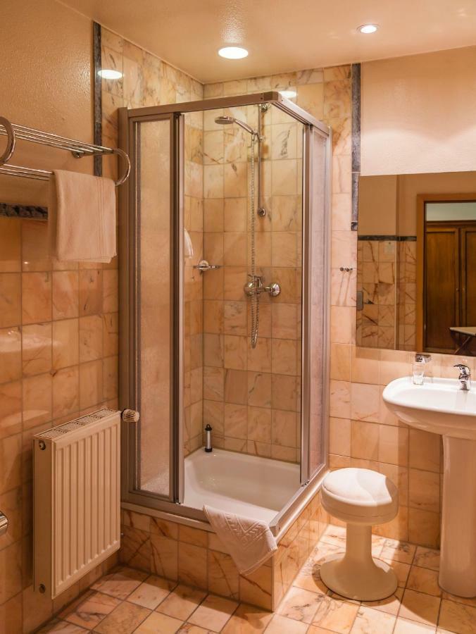 Hotel Ratskeller Schwarzenberg Schwarzenberg  Zewnętrze zdjęcie